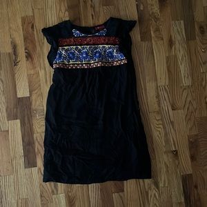 Color is Black with some design